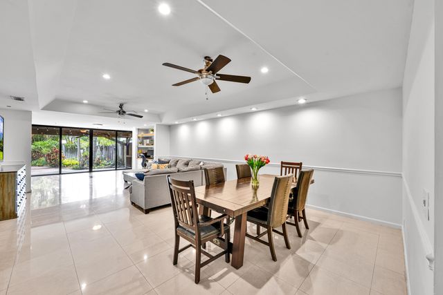 20924 N Springs Terrace, Boca Raton, FL 33428