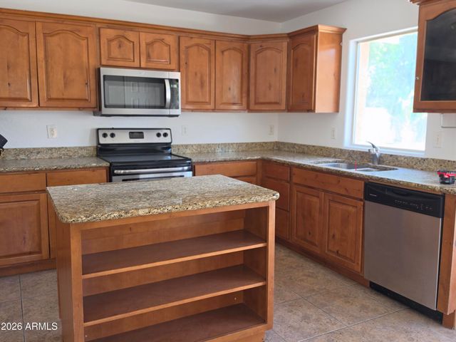 2068 E ANDALUSIAN Loop, San Tan Valley, AZ 85140