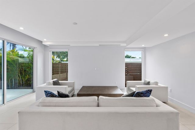 605 SW 12th Street, Fort Lauderdale, FL 33312