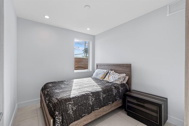 605 SW 12th Street, Fort Lauderdale, FL 33312