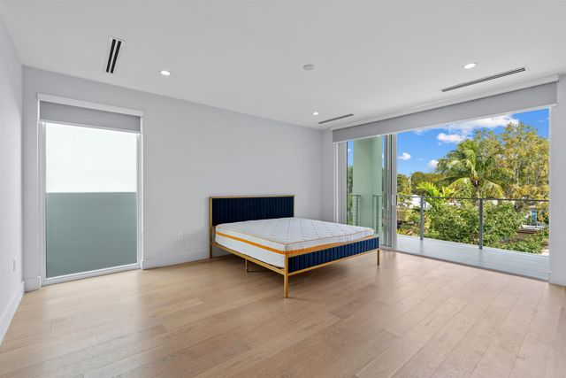 605 SW 12th Street, Fort Lauderdale, FL 33312