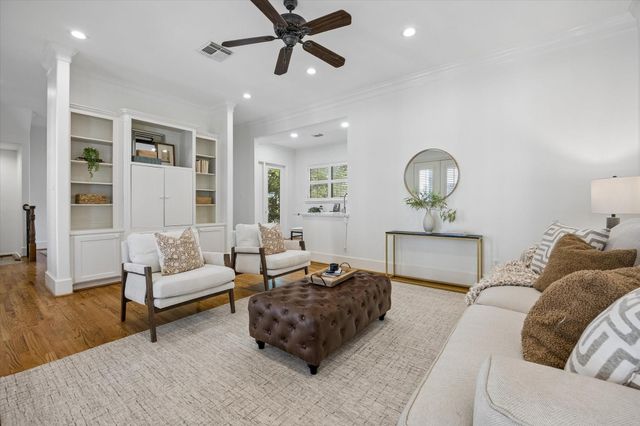 622 Knox Street, Houston, TX 77007