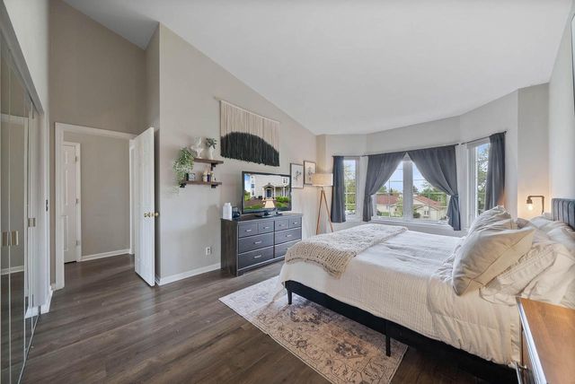 654 Geneva National AVENUE N #6-36, Lake Geneva, WI 53147