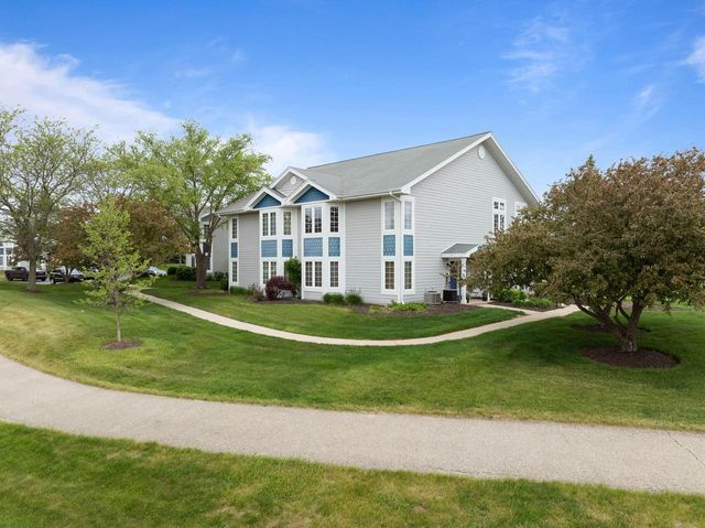 654 Geneva National AVENUE N #6-36, Lake Geneva, WI 53147