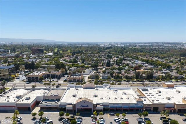 4445 Atlantic Avenue, Long Beach, CA 90807