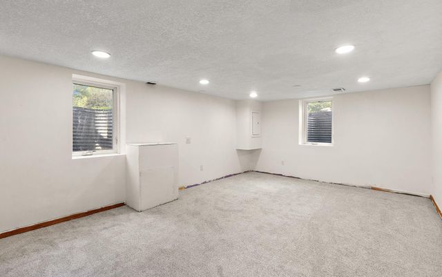 6924 Scott Avenue N, Brooklyn Center, MN 55429