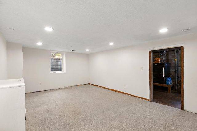 6924 Scott Avenue N, Brooklyn Center, MN 55429