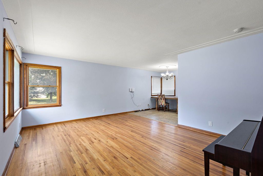 6924 Scott Avenue N, Brooklyn Center, MN 55429 — photo 4
