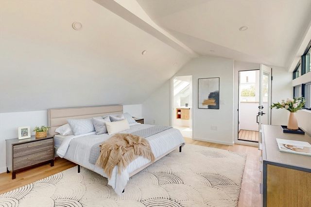 131 Charles Street R, Cambridge, MA 02141