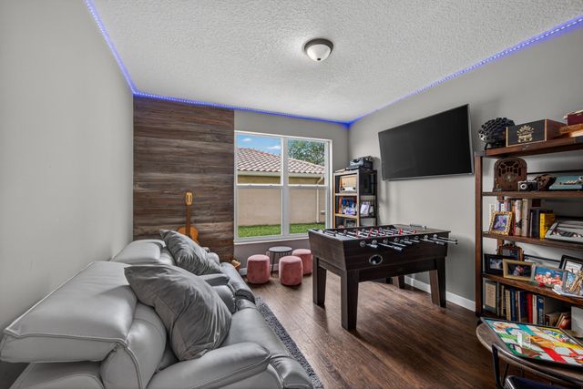 791 SW 191st Avenue, Pembroke Pines, FL 33029