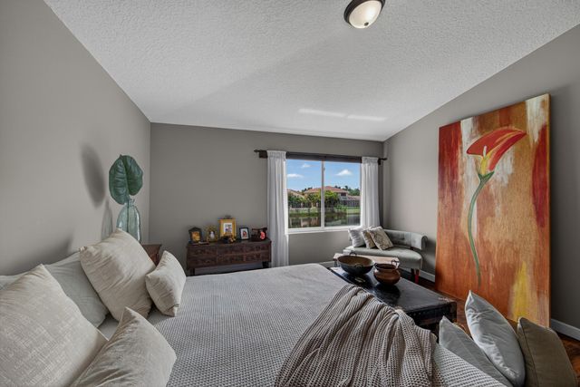 791 SW 191st Avenue, Pembroke Pines, FL 33029