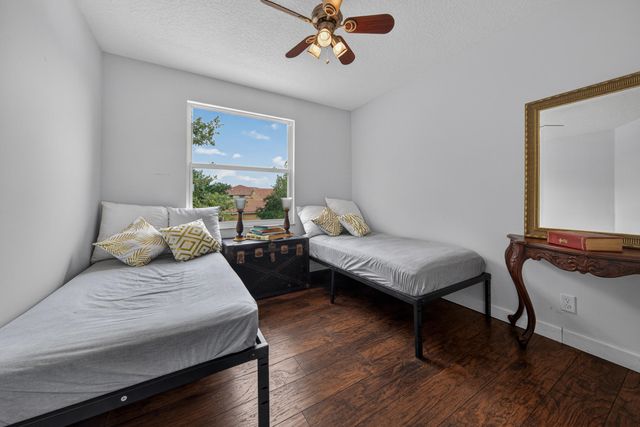 791 SW 191st Avenue, Pembroke Pines, FL 33029