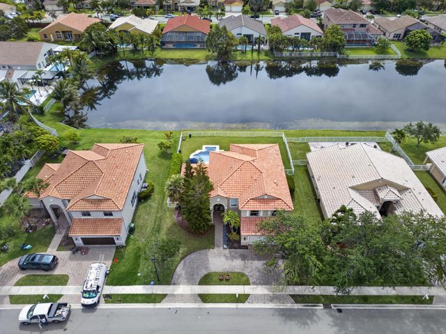 791 SW 191st Avenue, Pembroke Pines, FL 33029