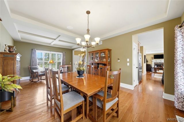 5 Parliament Lane, Lancaster, NY 14086