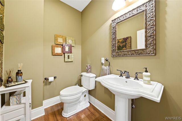 5 Parliament Lane, Lancaster, NY 14086