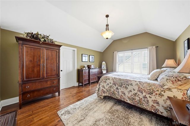 5 Parliament Lane, Lancaster, NY 14086