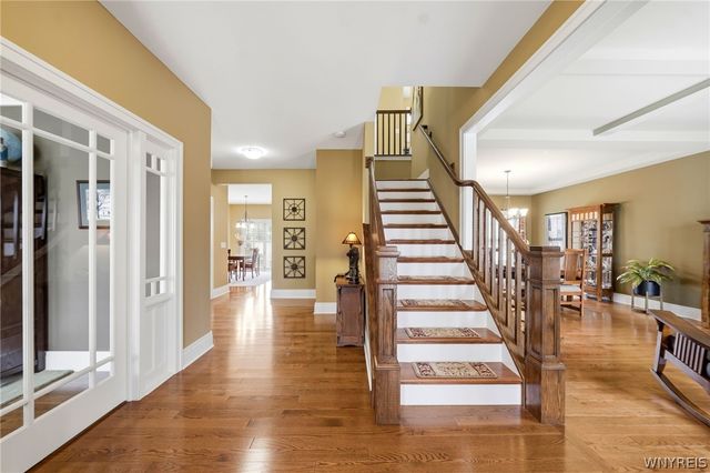 5 Parliament Lane, Lancaster, NY 14086