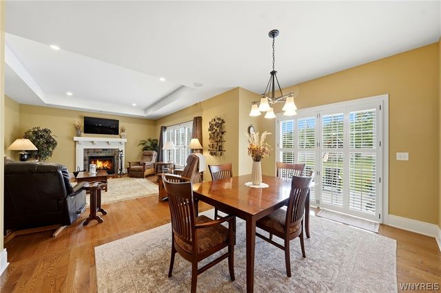 5 Parliament Lane, Lancaster, NY 14086