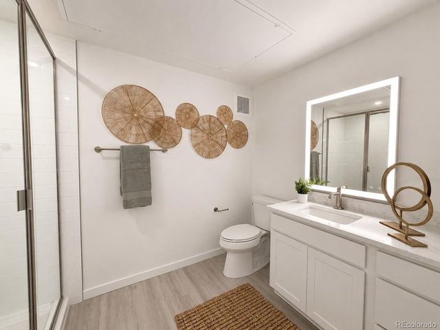 1634 N Sheridan Blvd B-105, Denver, CO 80204