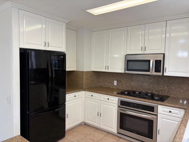 5164 Indian Court, Oceanside, CA 92057