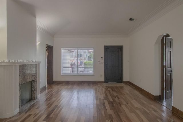 3722 Royal Palm Avenue, Miami Beach, FL 33140