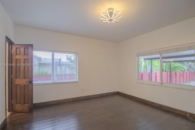 3722 Royal Palm Avenue, Miami Beach, FL 33140