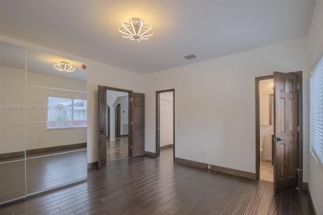 3722 Royal Palm Avenue, Miami Beach, FL 33140