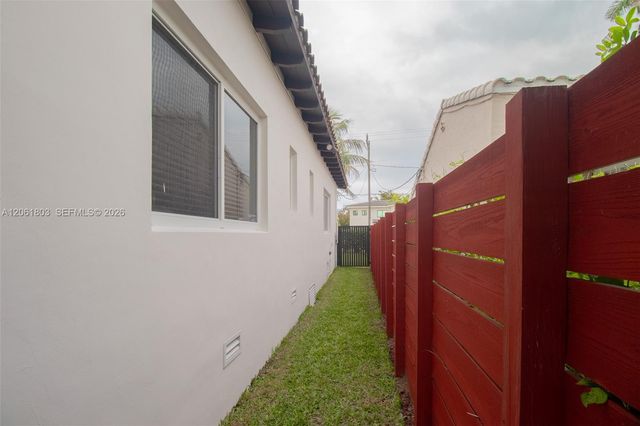 3722 Royal Palm Avenue, Miami Beach, FL 33140