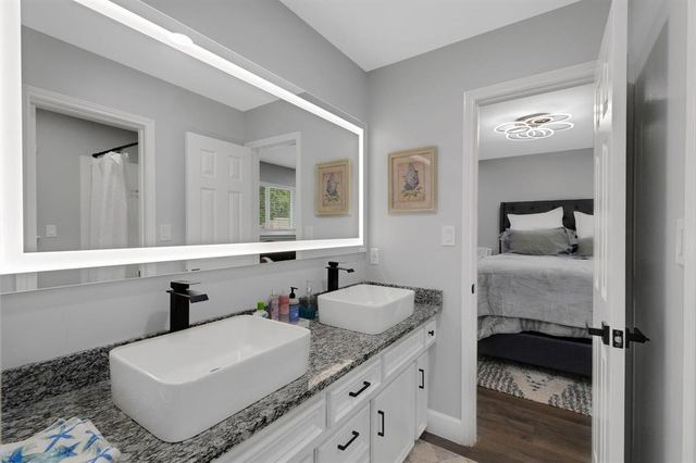 1811 Copperwood Lane, Richmond, TX 77406