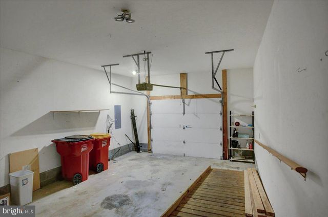 18 LARCH DRIVE, Shippensburg, PA 17257