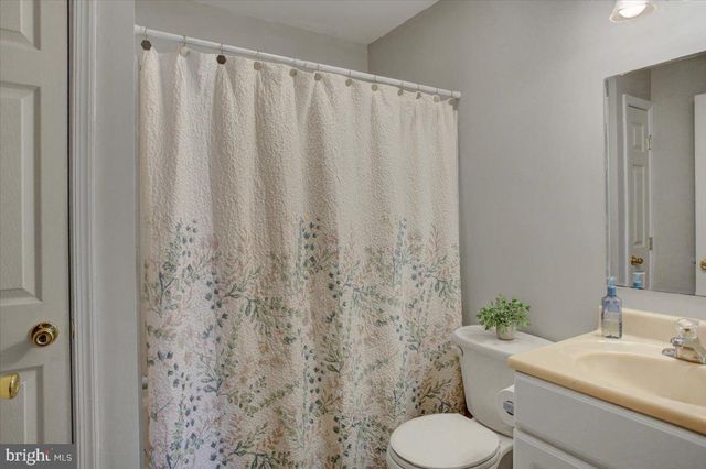 18 LARCH DRIVE, Shippensburg, PA 17257