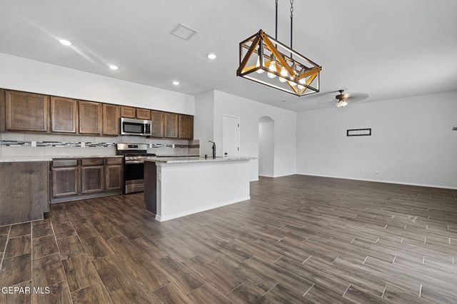 12249 DESERT VISTA Avenue, El Paso, TX 79938