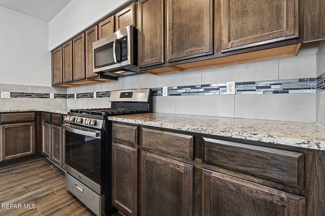 12249 DESERT VISTA Avenue, El Paso, TX 79938