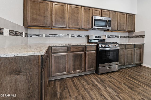12249 DESERT VISTA Avenue, El Paso, TX 79938