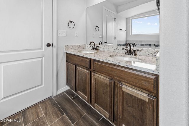 12249 DESERT VISTA Avenue, El Paso, TX 79938