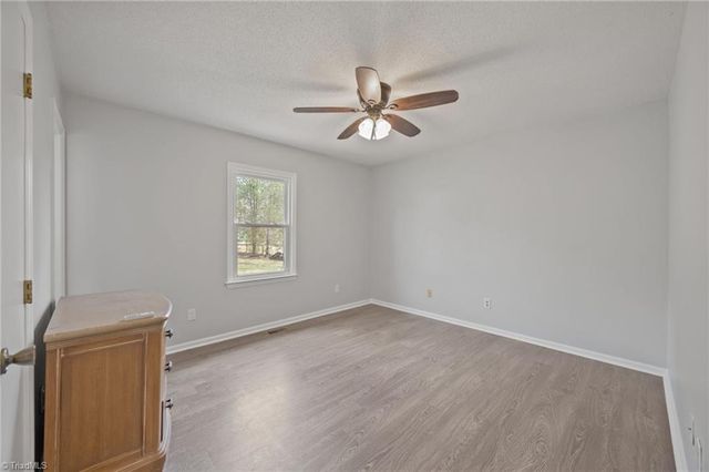 8826 Colgate Road, Stokesdale, NC 27357