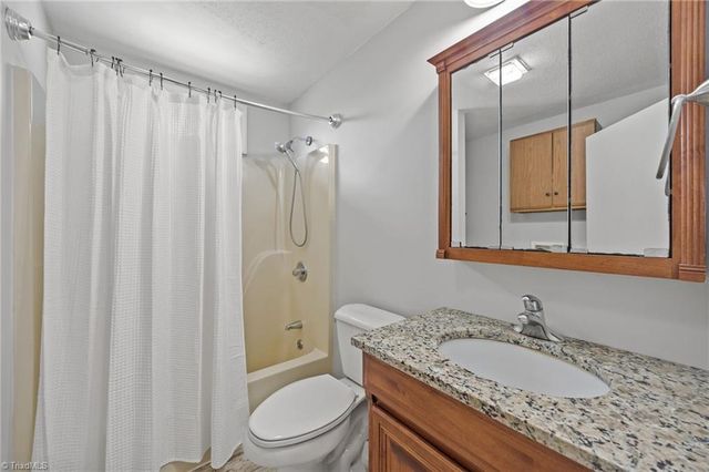 8826 Colgate Road, Stokesdale, NC 27357