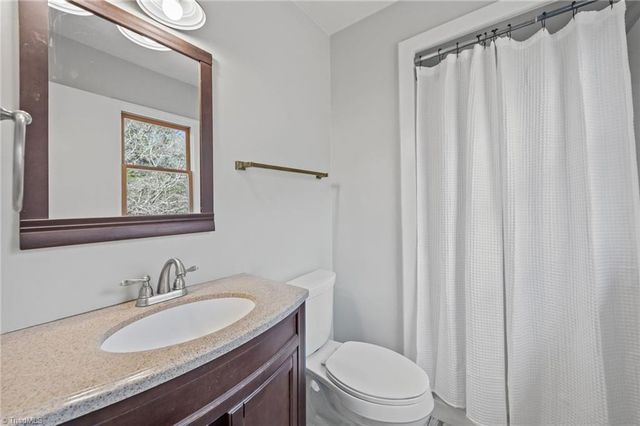 8826 Colgate Road, Stokesdale, NC 27357