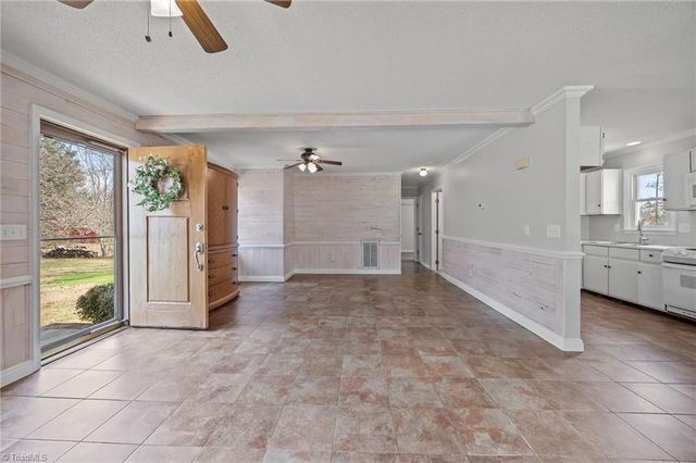 8826 Colgate Road, Stokesdale, NC 27357