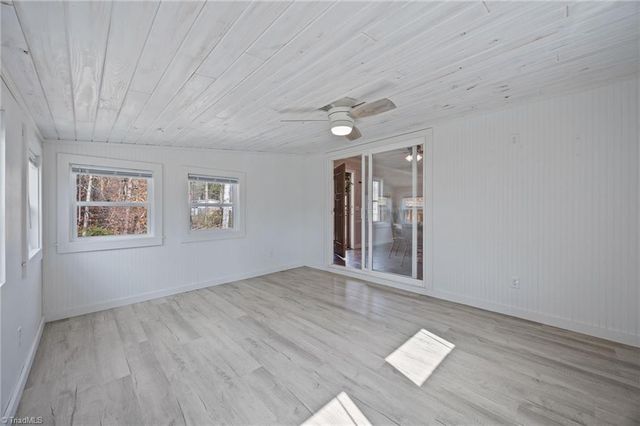 8826 Colgate Road, Stokesdale, NC 27357