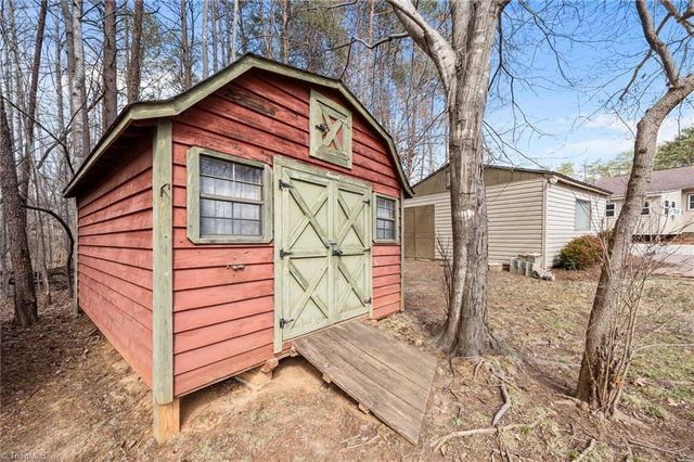 8826 Colgate Road, Stokesdale, NC 27357