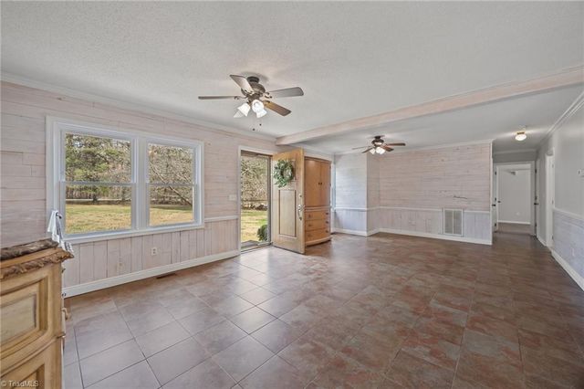 8826 Colgate Road, Stokesdale, NC 27357