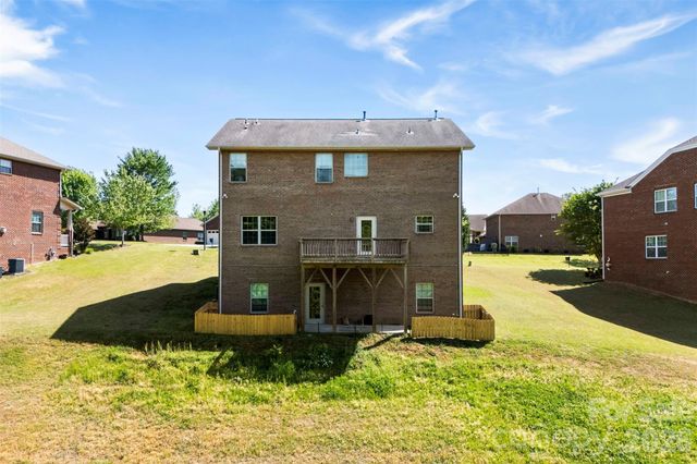 2548 Flintshire Lane, Gastonia, NC 28056