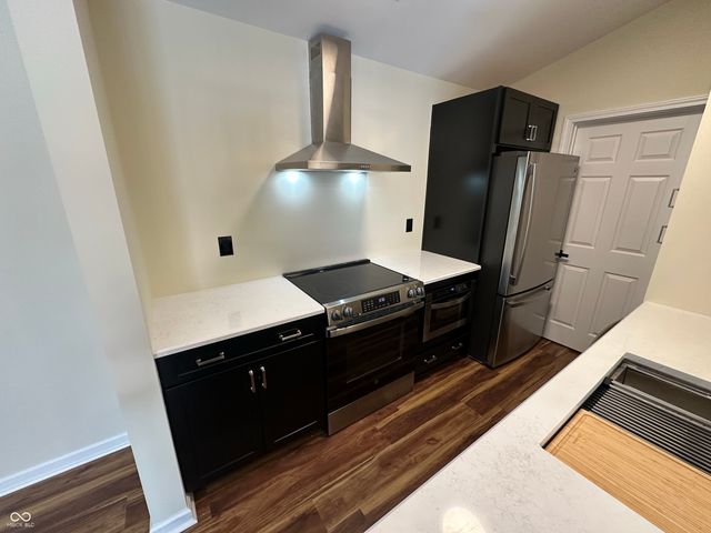 12515 Timber Creek Drive 9, Carmel, IN 46032