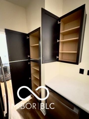 12515 Timber Creek Drive 9, Carmel, IN 46032