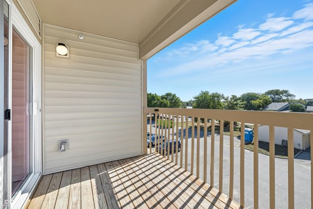 12515 Timber Creek Drive 9, Carmel, IN 46032