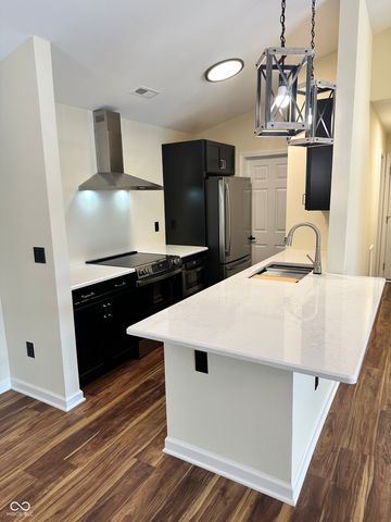 12515 Timber Creek Drive 9, Carmel, IN 46032