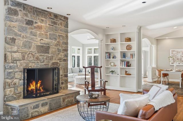 2007 SPRING BRANCH DR, Vienna, VA 22181