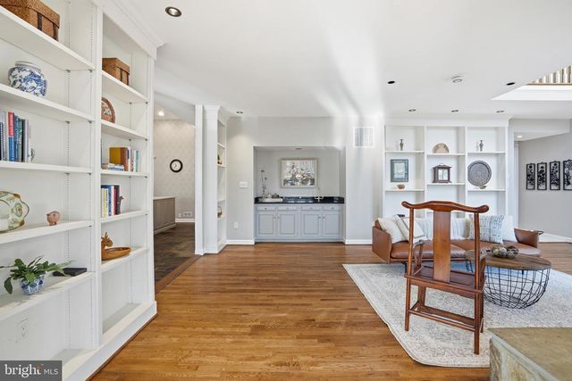 2007 SPRING BRANCH DR, Vienna, VA 22181