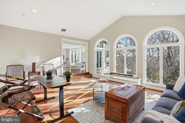 2007 SPRING BRANCH DR, Vienna, VA 22181